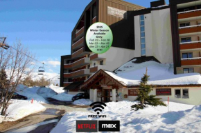 Superb view+Swim Pool+Smart TV+Netflix+Projector Huez